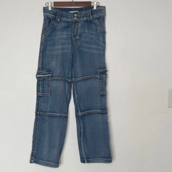 Red Bottoms High Waisted Cargo Jeans Medium Wash Blue Size 7/28 - Picture 1 of 4